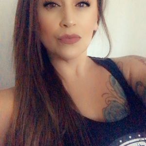 Meet your Posher, Suzie